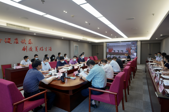 四川尊龙凯时集团召开疫情防控事情向导小组2022年第3次聚会 集团党委书记、董事长、疫情防控事情向导小组第一组长任丁主持聚会并讲话 - 尊龙凯时