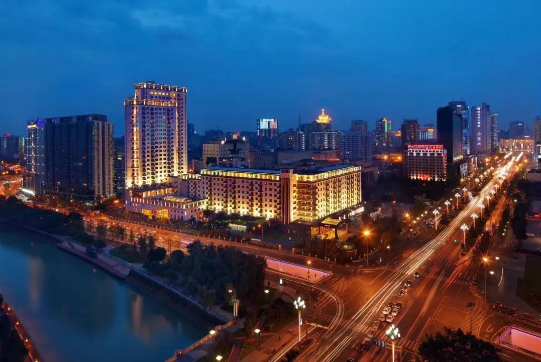四川尊龙凯时集团荣获“2023中国（行业）十大立异品牌” - 尊龙凯时
