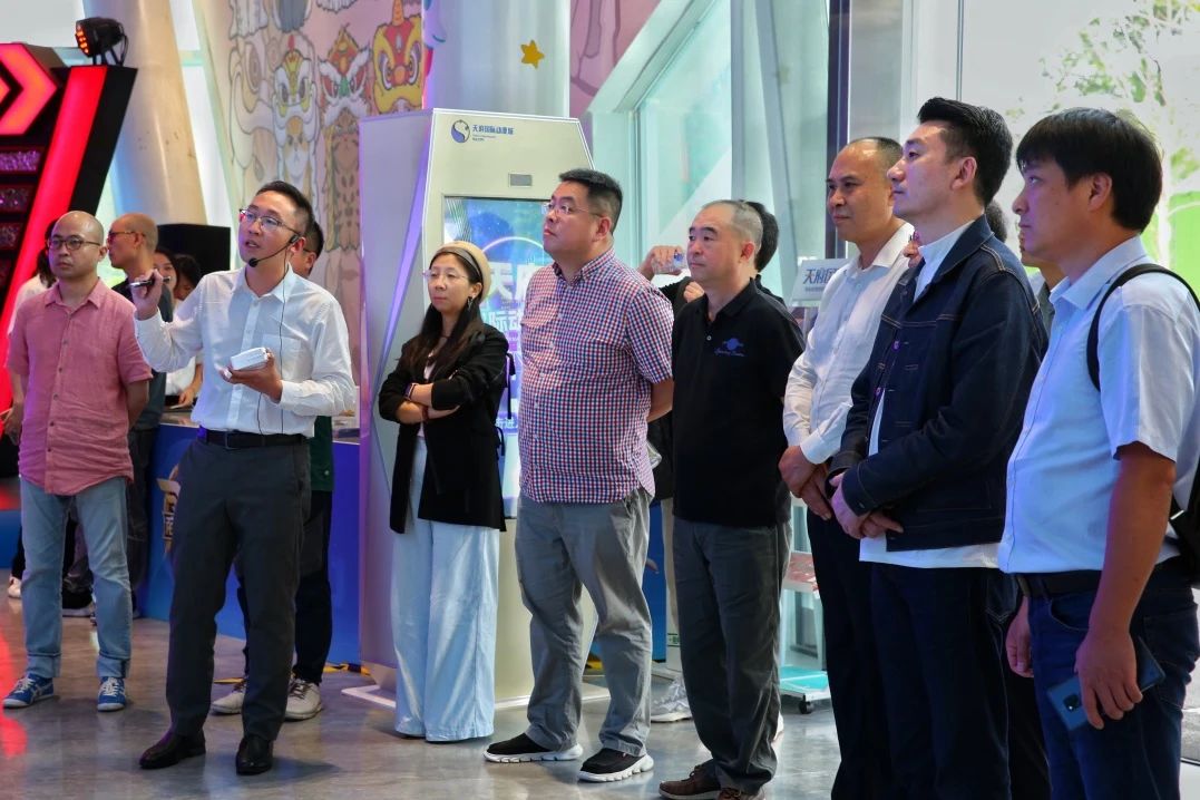 粤港澳大湾区动周游戏企业考察四川尊龙凯时集团签署天府国际动漫城项目战略相助协议 - 尊龙凯时