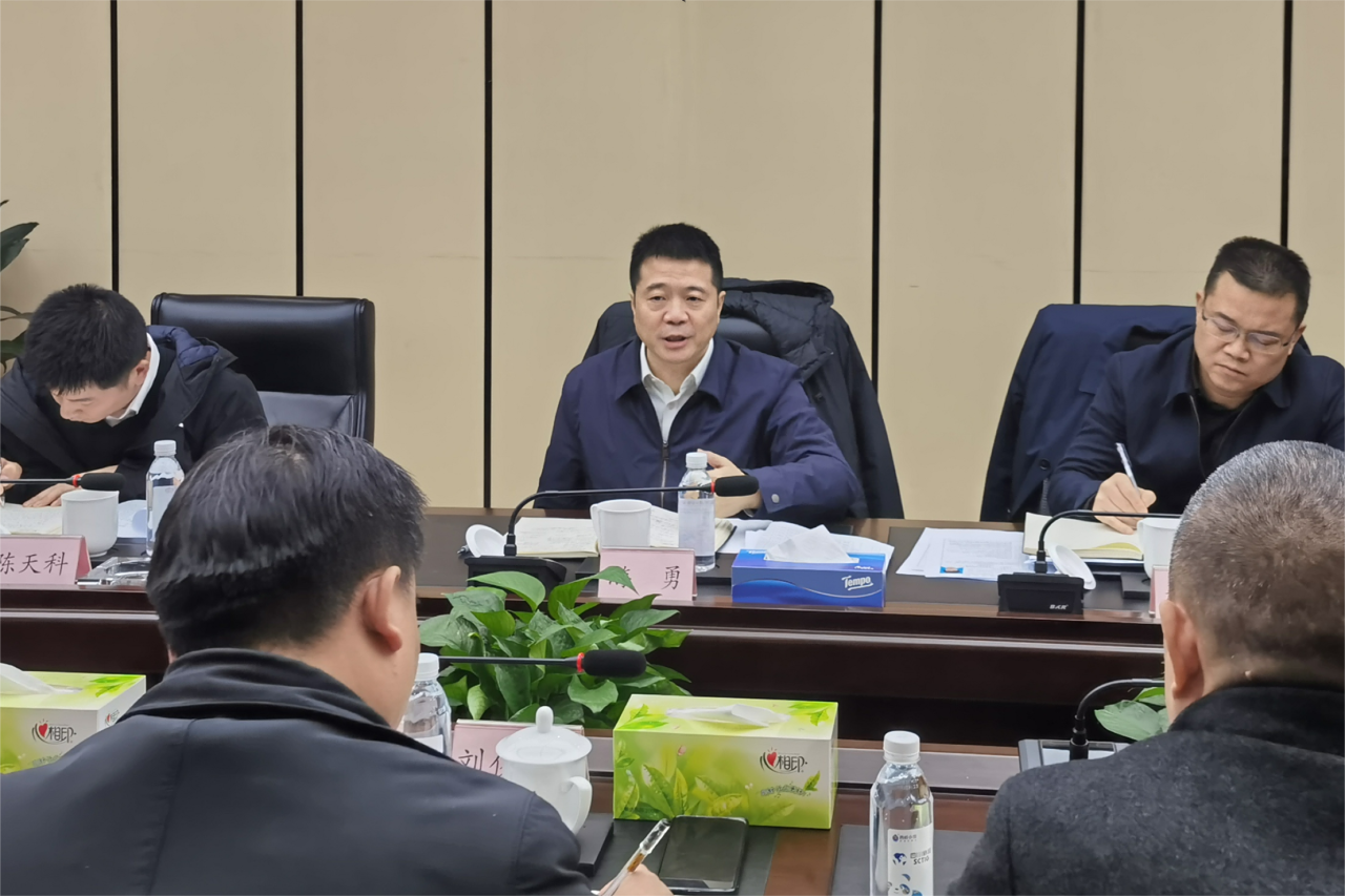 省尊龙凯时集团党委书记、董事长游勇开展慰问运动督导调研事情 - 尊龙凯时