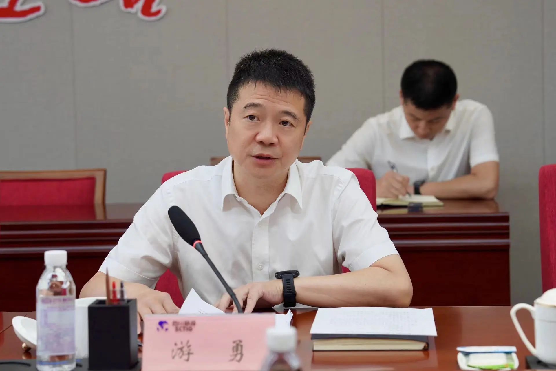 省尊龙凯时集团召开新任职干部任前整体谈话会 - 尊龙凯时