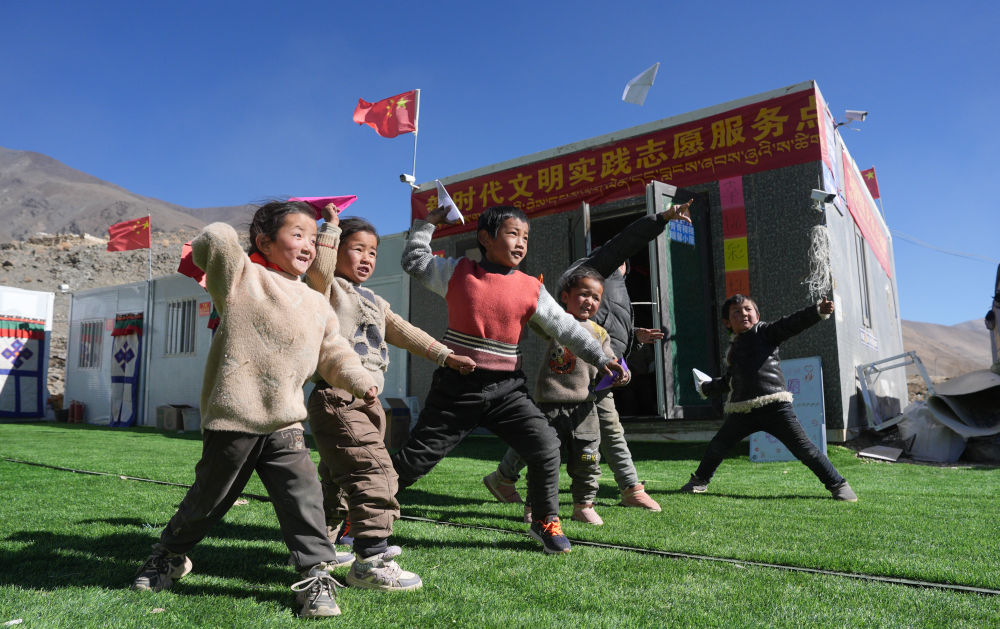 向着中国式现代化奋力进发——写在2025年天下两会召开之际 - 尊龙凯时