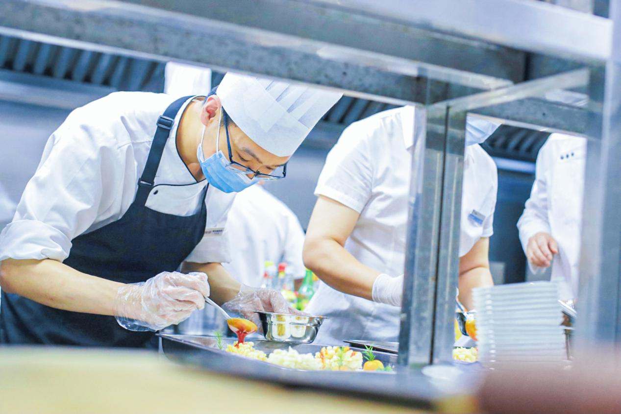 省尊龙凯时集团宽大团员青年扎基础职岗位为集团高质量生长孝顺青春实力 - 尊龙凯时